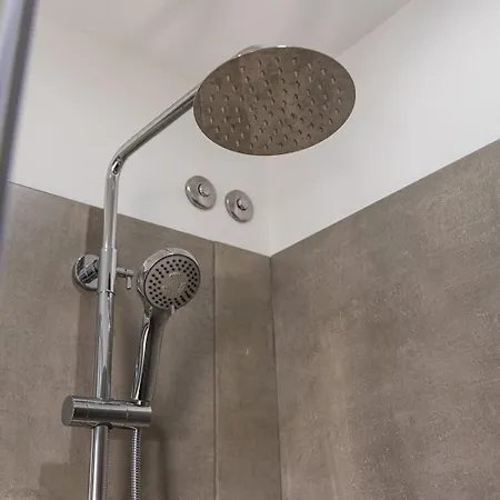 Daire Guestready - Assuntos De Recreio *